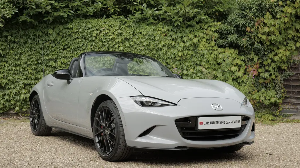 Mazda MX-5 Convertible 1.5 132 Exclusive-Line 2dr Car Leasing